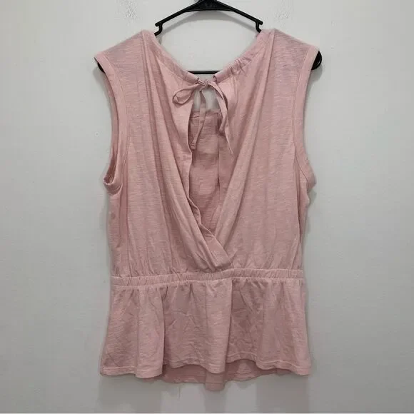 Banana Republic Pink Open Back Malibu Tee Size Small - Picture 2 of 7